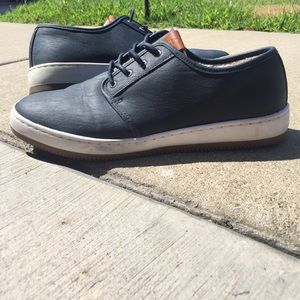 ALDO dress shoes